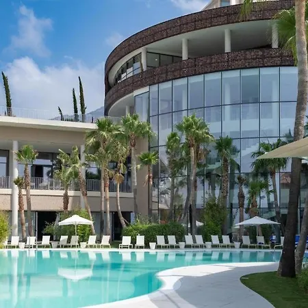 Mara's Higueron West - Signature Ground Floor With Private Pool Фуэнхирола