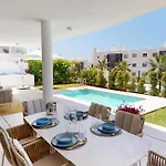 Mara's - Higueron West - Signature Ground Floor With Private Pool * 丰希罗拉
