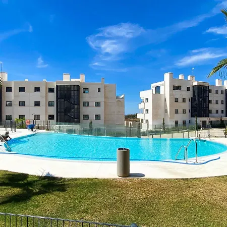 Mara's - Higueron West - Signature Ground Floor With Private Pool * Fuengirola