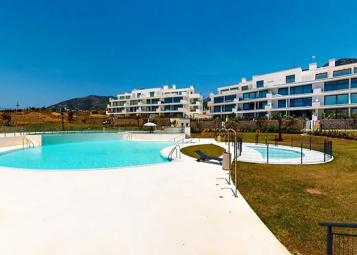 Mara's - Higueron West - Signature Ground Floor With Private Pool * Фуенхірола