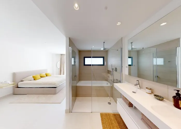 Mara's - Higueron West - Signature Ground Floor With Private Pool