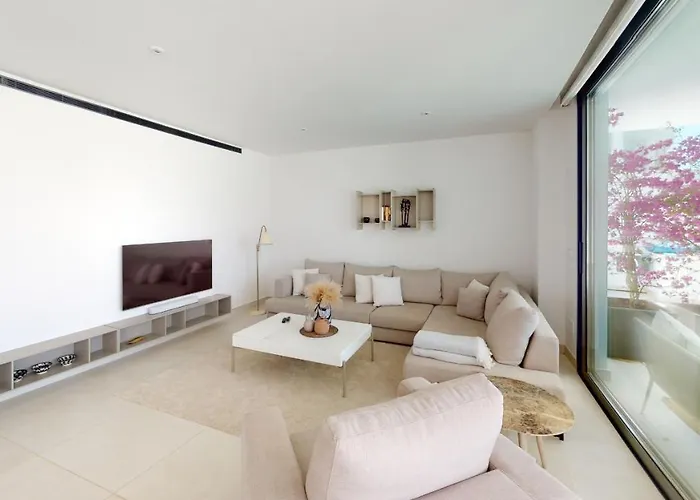 Mara's - Higueron West - Signature Ground Floor With Private Pool Apartman Fuengirola