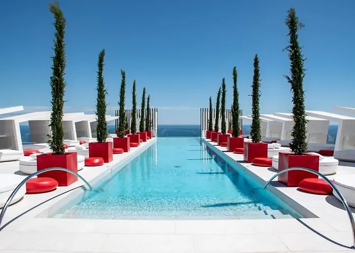 Mara's - Higueron West - Signature Ground Floor With Private Pool Apartment