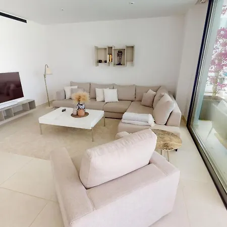 Higueron West Iii - Ground Floor Private Pool شقة