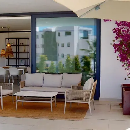 Higueron West Iii - Ground Floor Private Pool شقة *